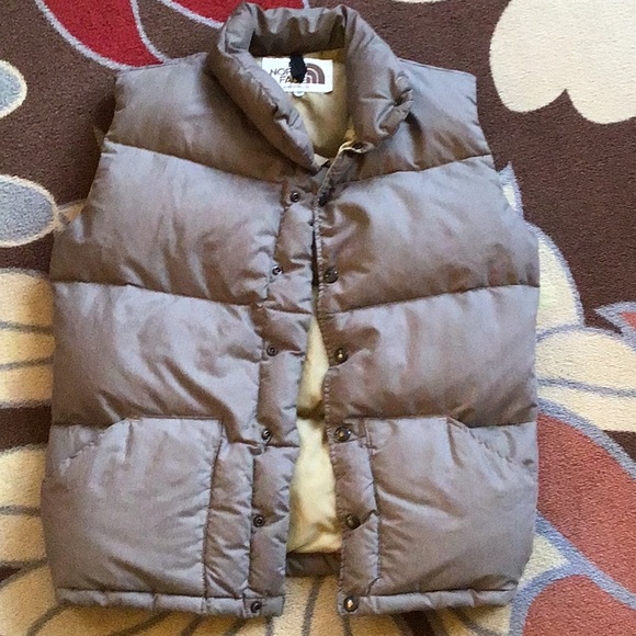 The North Face Quilted Puffer Down Vest - Picture 2 of 8